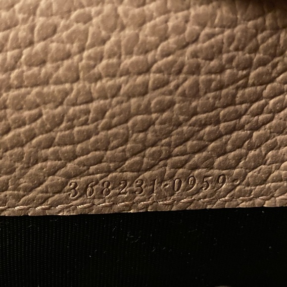 ✨PRICE DROP✨ Auth Gucci Wallet on Strap Crossbody - Picture 6 of 6